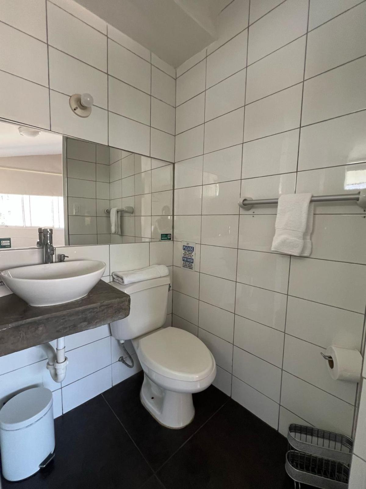Bed & Breakfast Wasi Aeropuerto Distretto di Lima