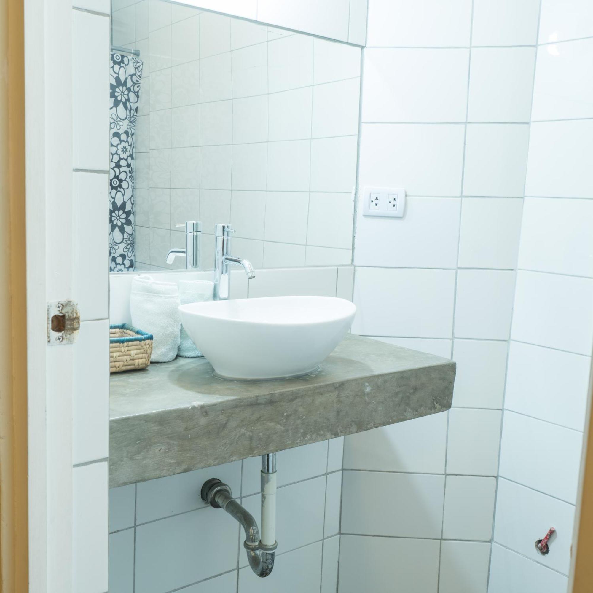 Wasi Airport Bed & Breakfast